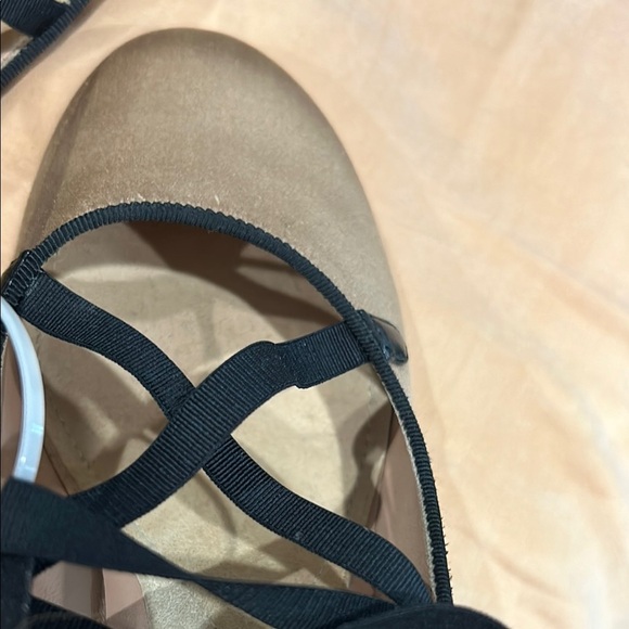 Marc Jacobs Women's Beige Ballet Flats - Picture 7 of 15